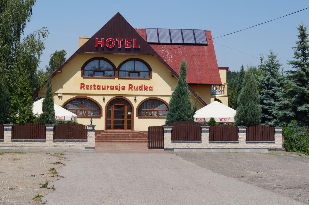 Hotel-Restauracja-Bar Rudka Ostrowiec Swietokrzyski Exterior photo